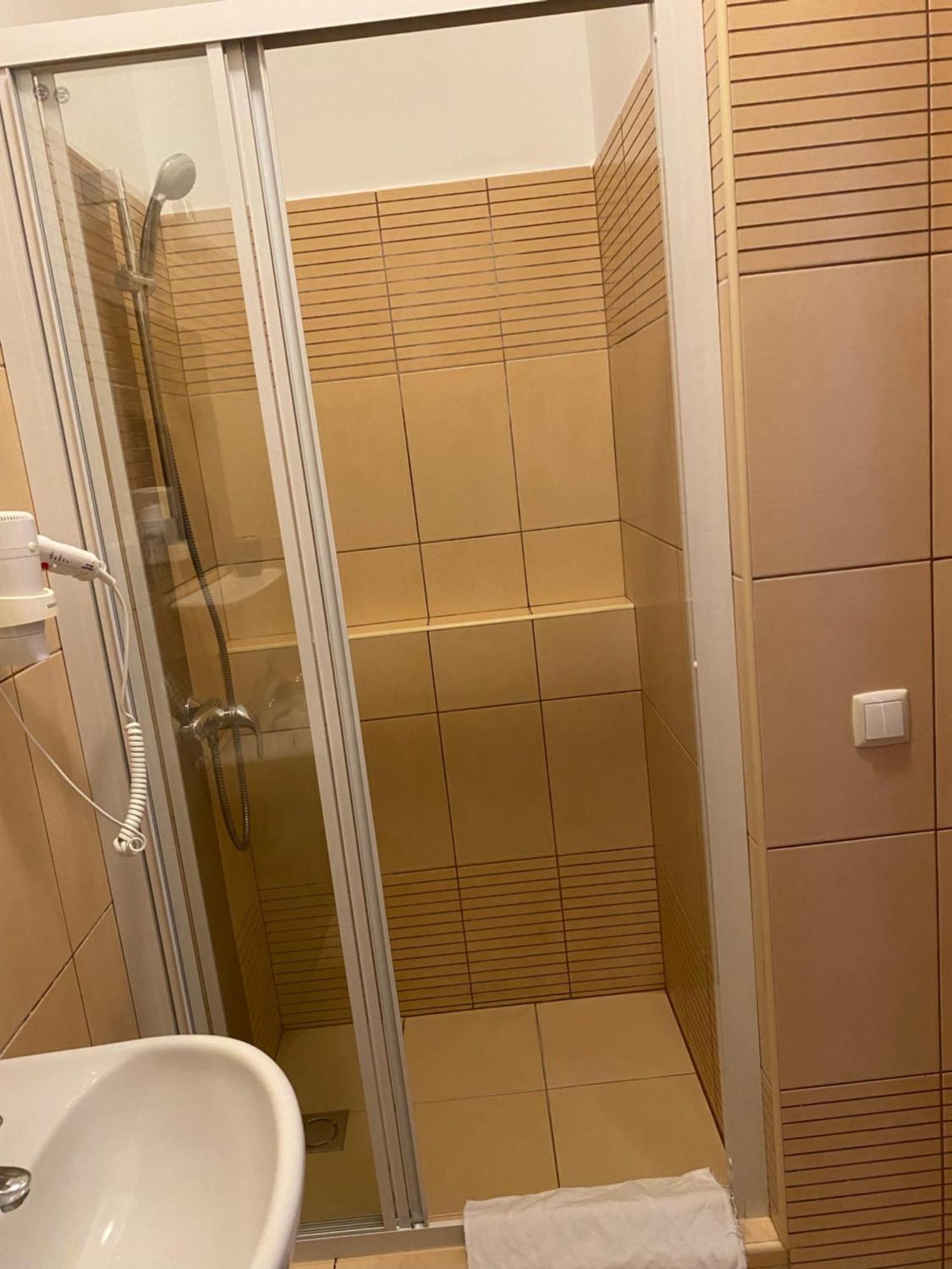 Hét Pecsét Fogadó Étterem Sopron Exterior foto